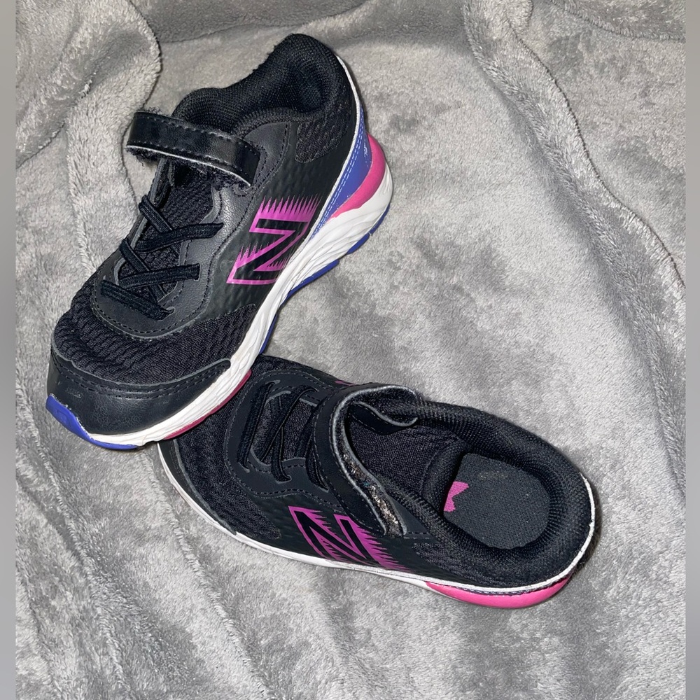 -kids 9 tennis shoes